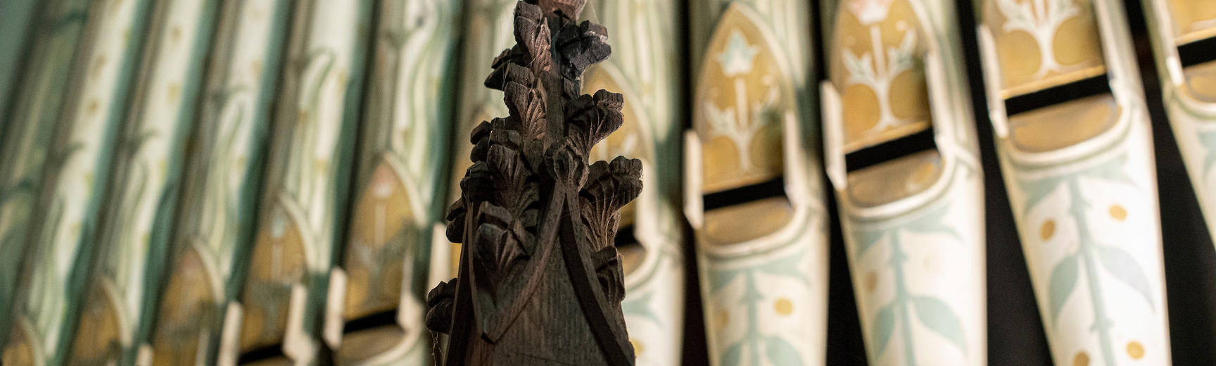 Image of organ pipes