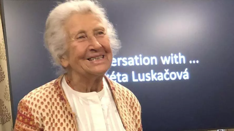 Czech photographer Markéta Luskačová. Image credit: Jana Nahodilova