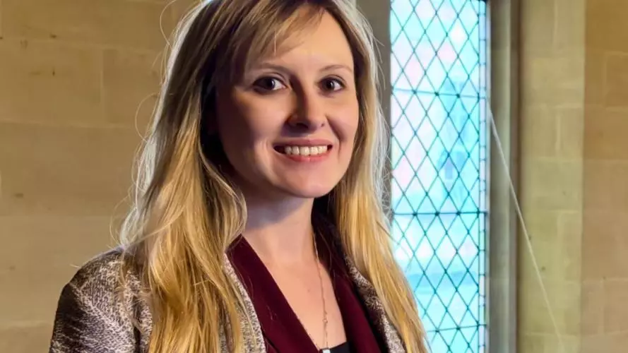 Aimee Nash in college