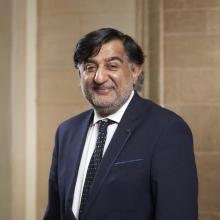 professor sir aziz sheikh OBE headshot